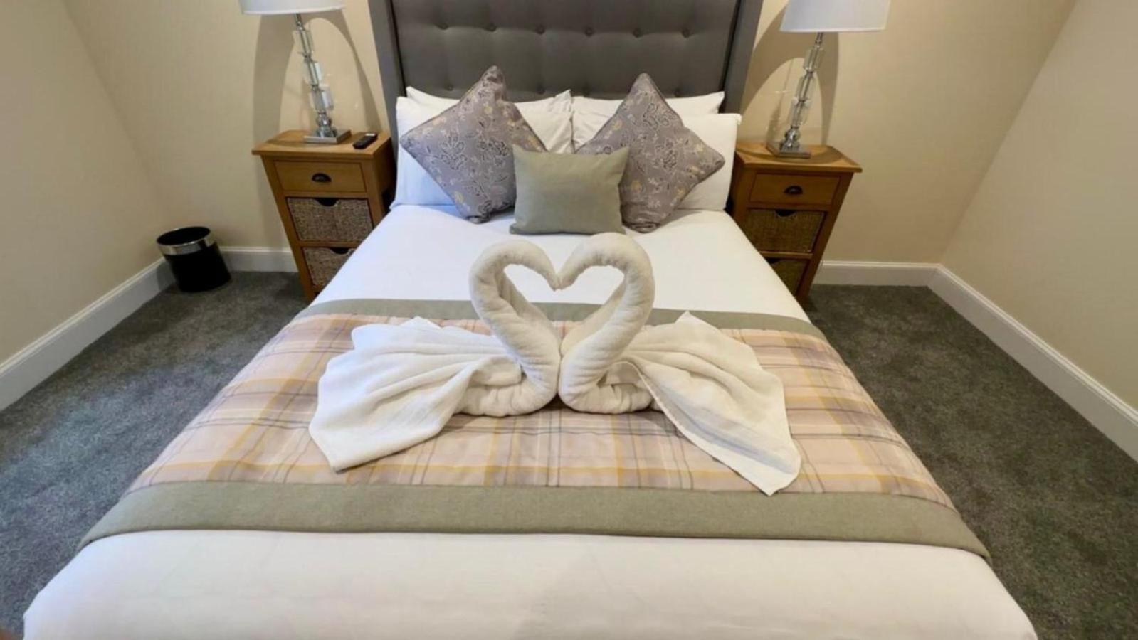 The Waverley Inn Holiday Homes Інвернесс Екстер'єр фото